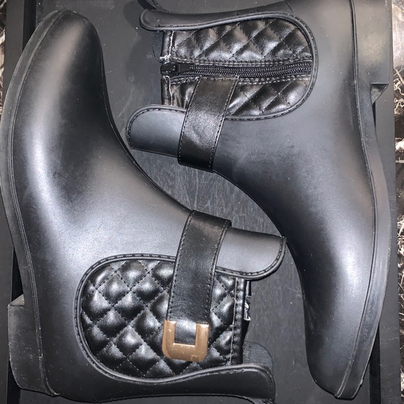 Levity Clarity Sky Rain Boots - Picture 2 of 3